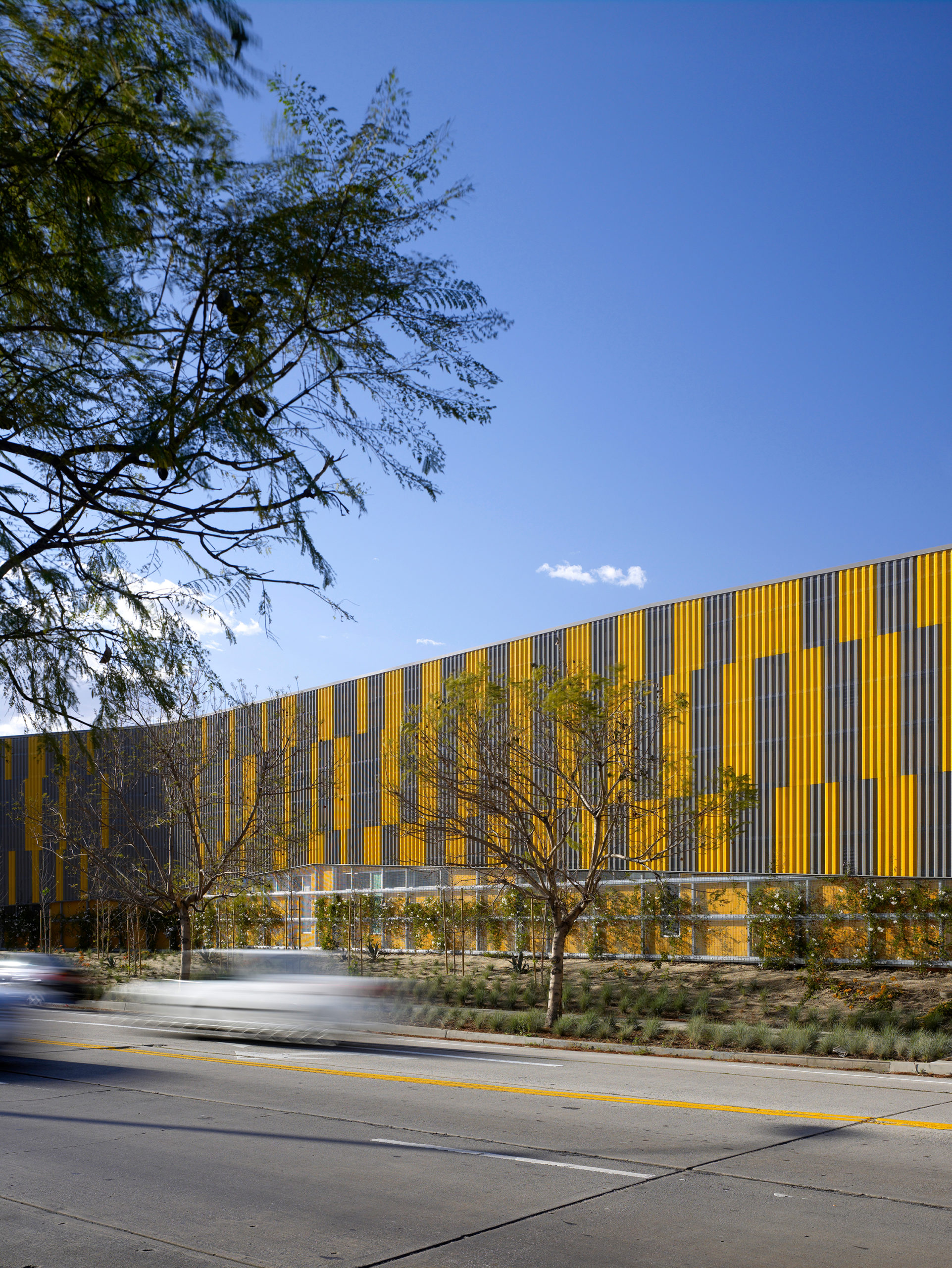 Camino Nuevo High School - kdA