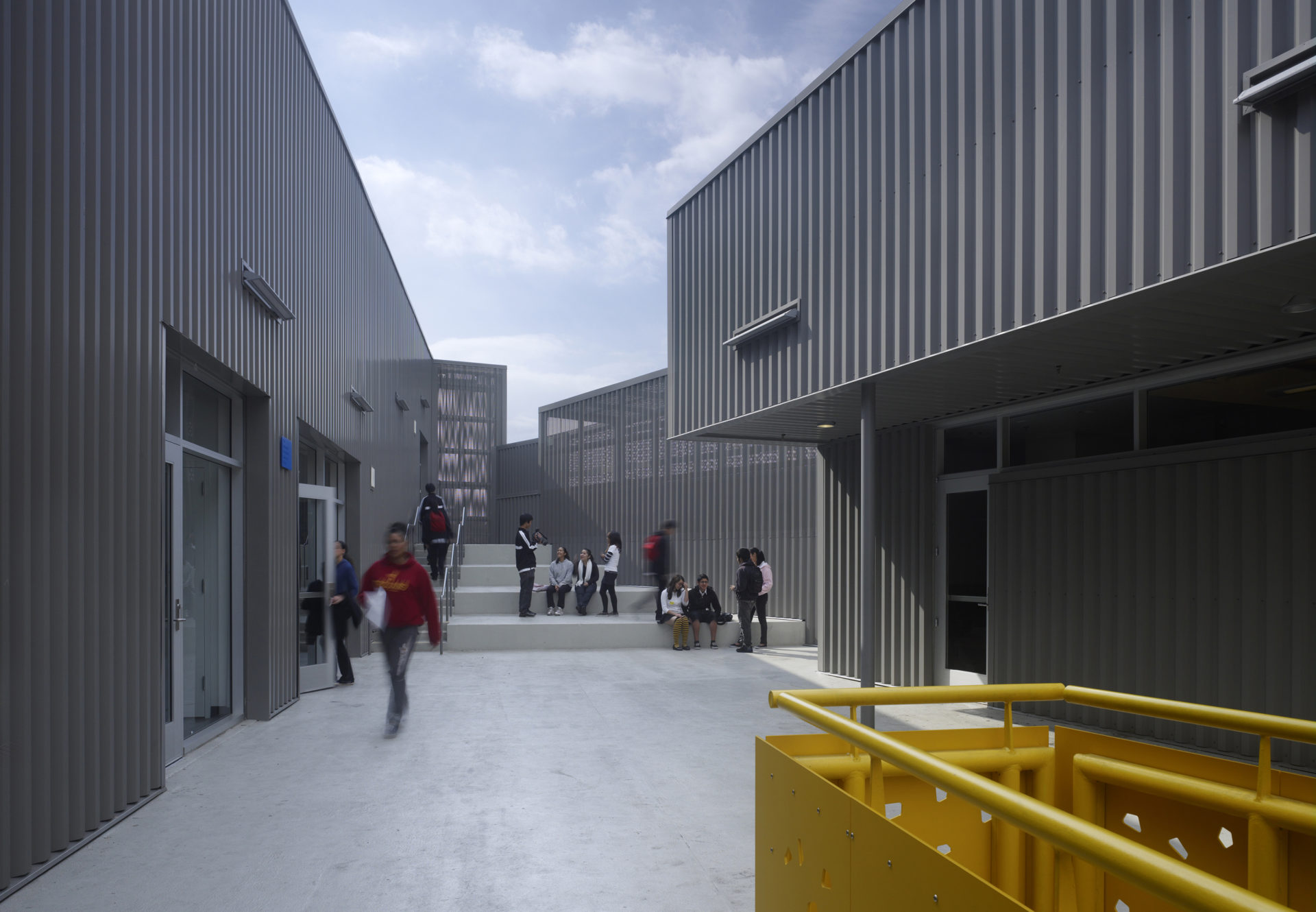 Camino Nuevo outdoor area