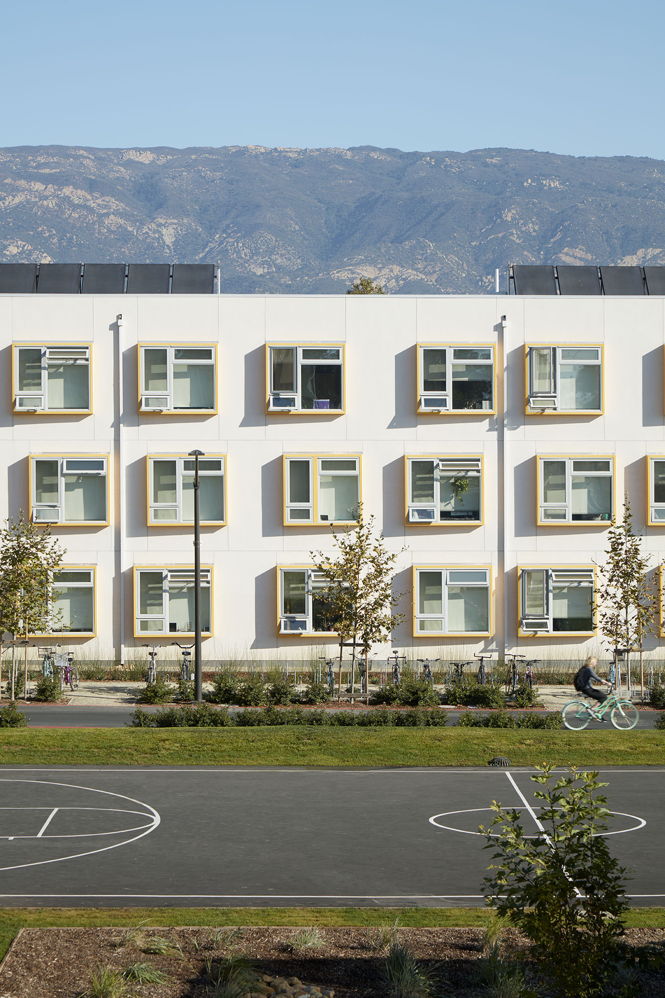 UCSB San Joaquin Village Housing kdA