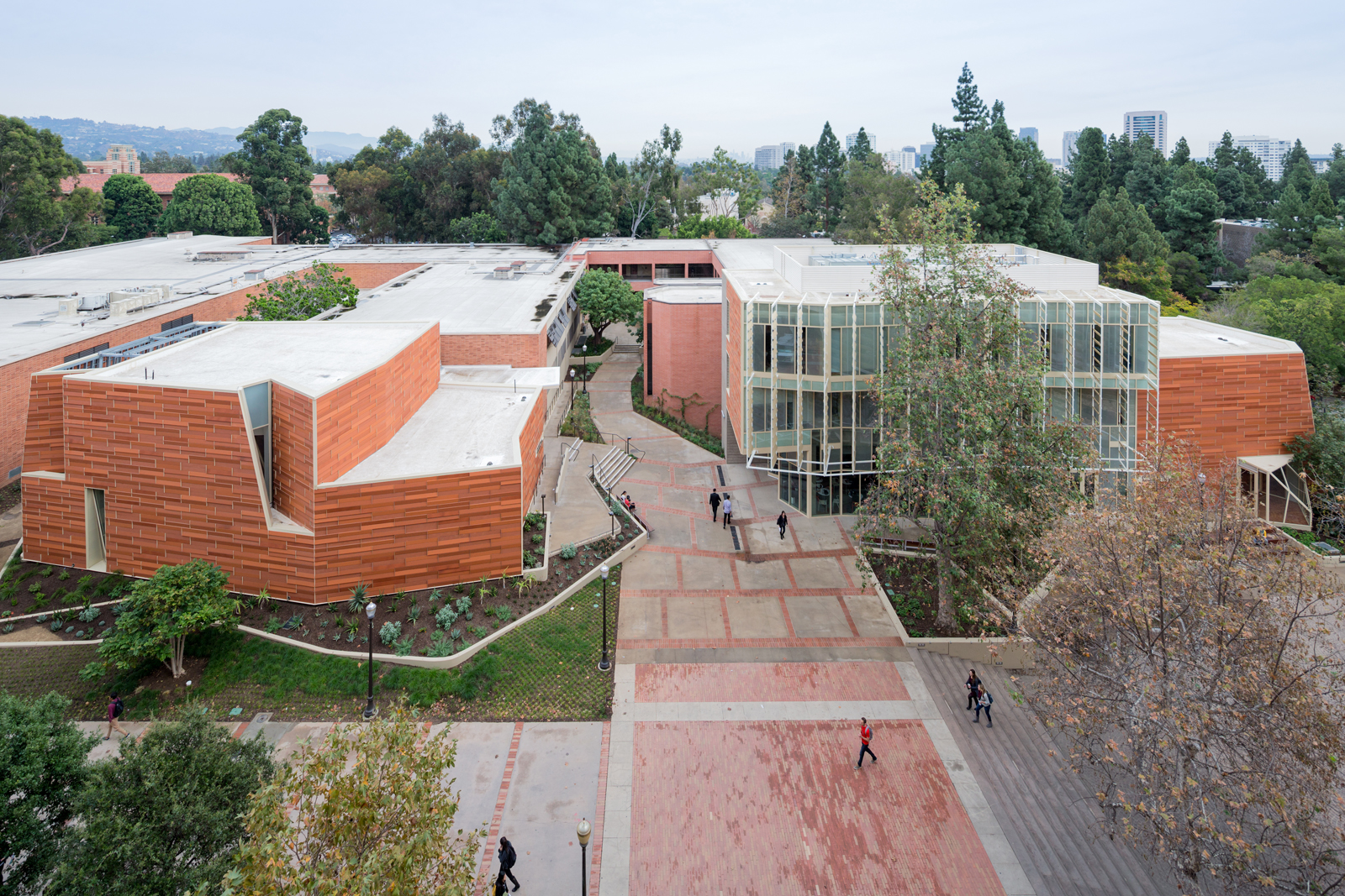 UCLA Evelyn & Mo Ostin Music Center - kdA